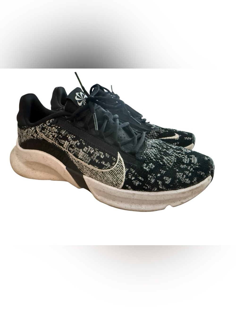 Nike Women's Black and White Knit Athletic Shoes